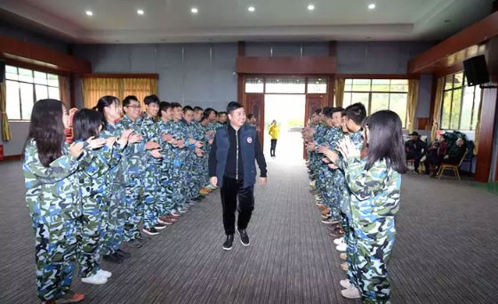 團(tuán)建活動(dòng) | 凝心聚力，我們是一家人！